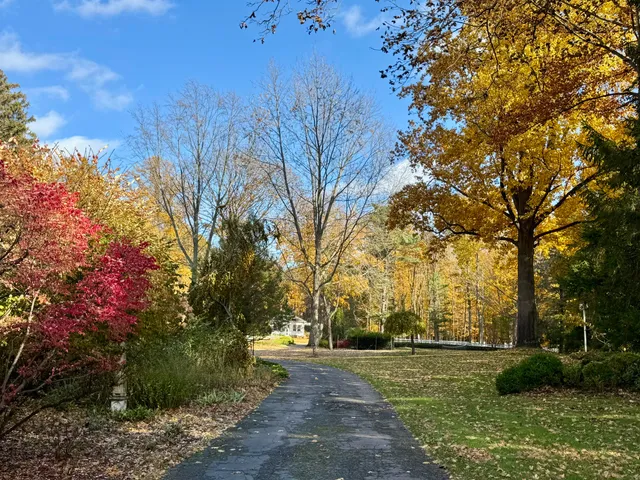 $6,750,000 | 2526 Lakeshore Drive, Fennville, MI 49408