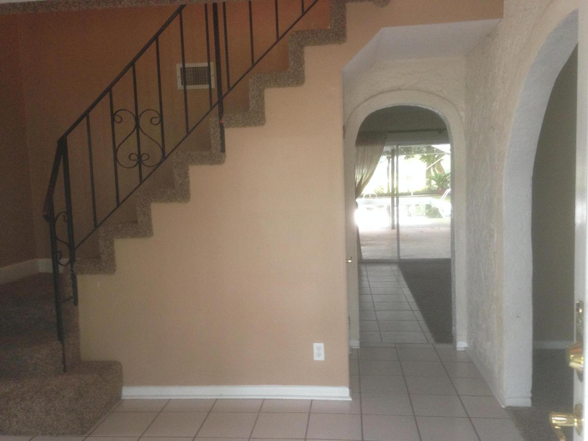 226 Country Club Road Shalimar, FL 32579 - Photo 11 of 35 a view of entryway