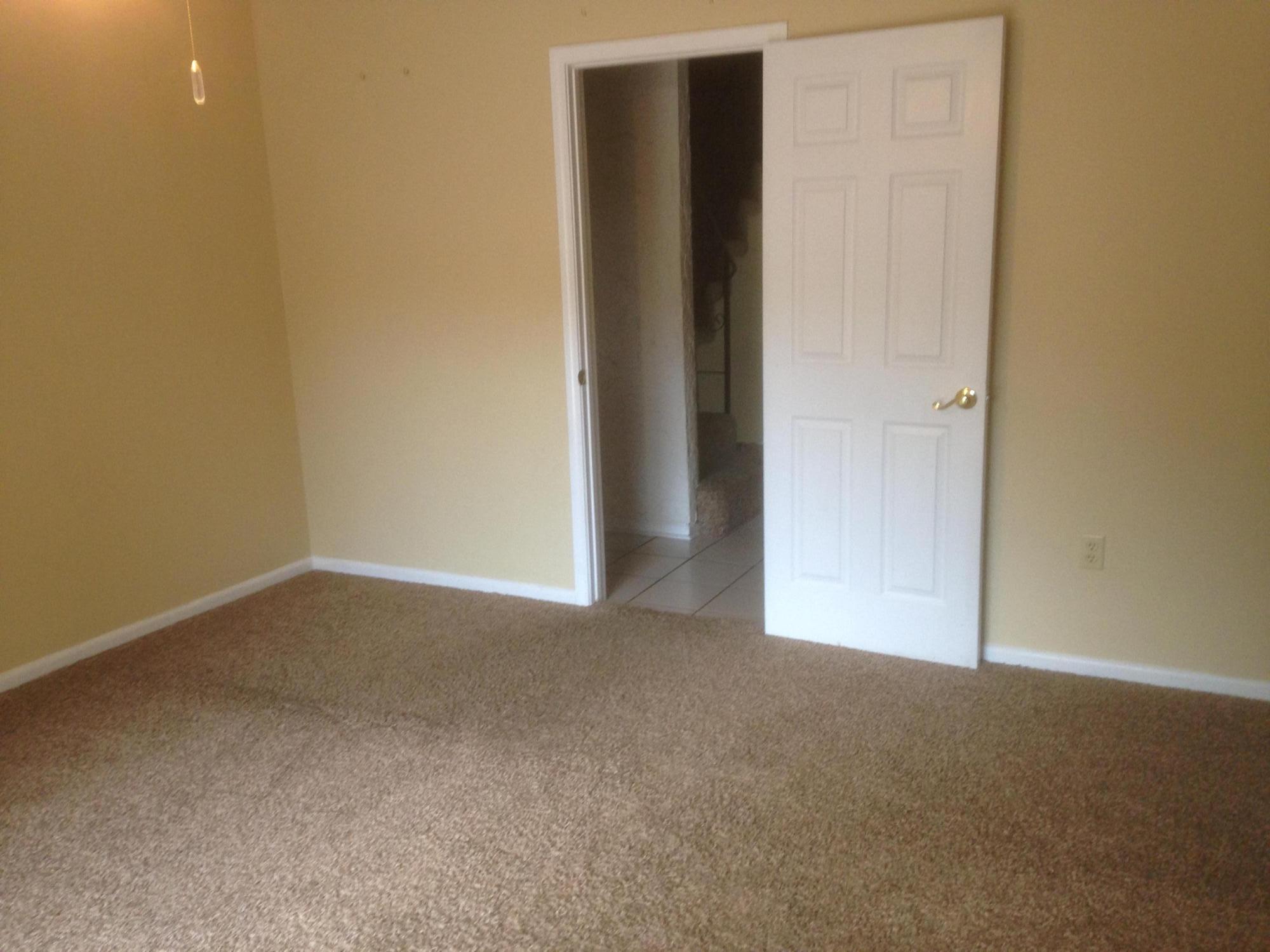 226 Country Club Road Shalimar, FL 32579 - Photo 23 of 35 a view of an empty room