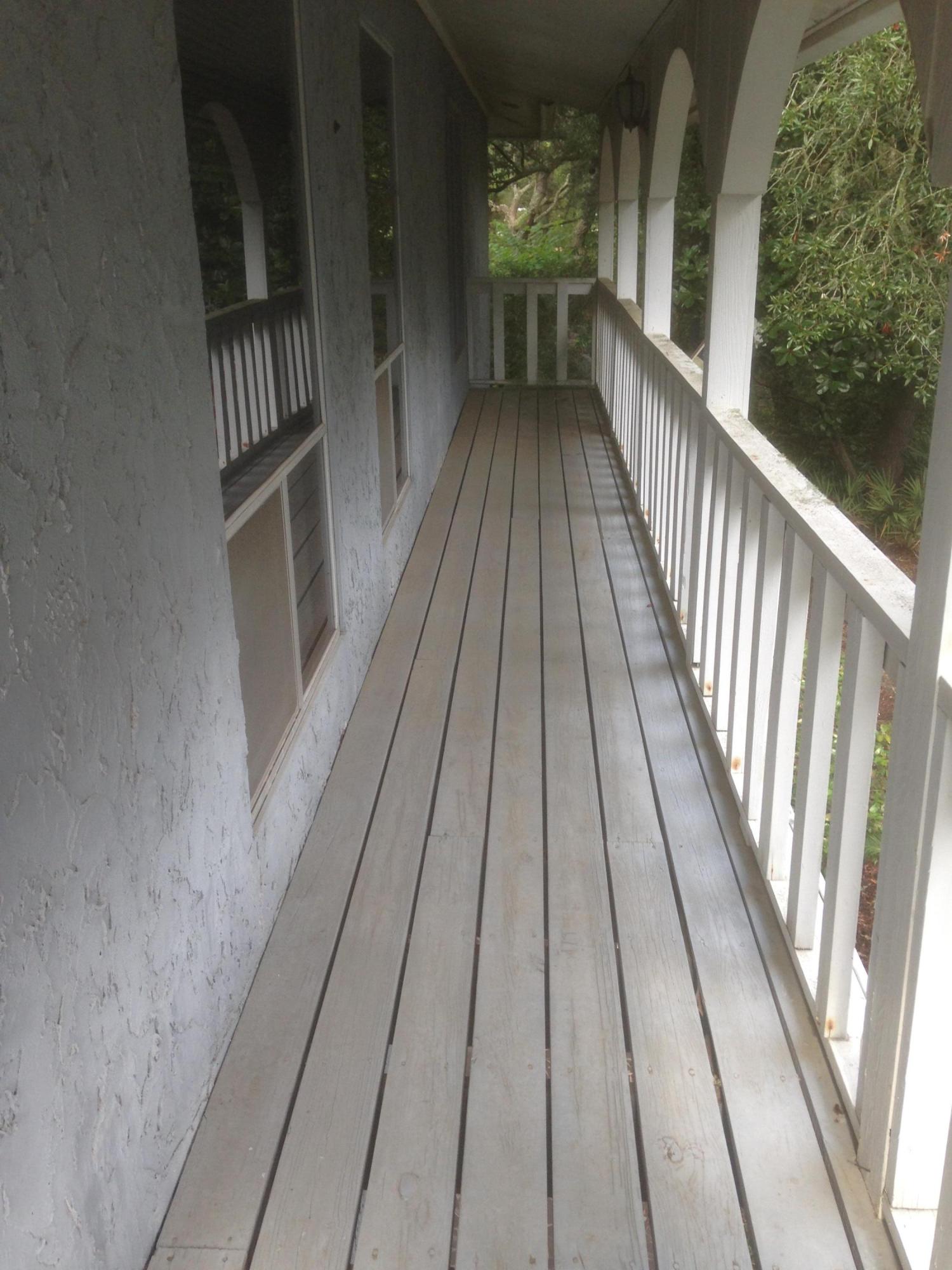 226 Country Club Road Shalimar, FL 32579 - Photo 4 of 35 a view of balcony with wooden floor