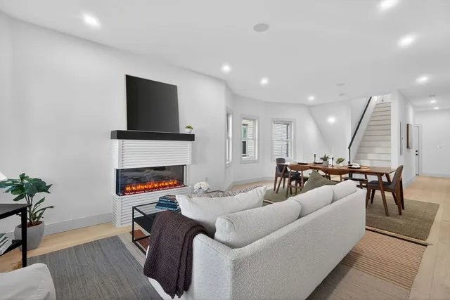 $1,295,000 | 202 Powder House Boulevard, Unit 1, Somerville, MA 02144