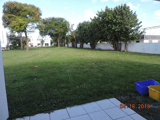 5110 Elmhurst Road, Unit F West Palm Beach, FL 33417 - Photo 5 of 9 DSCN9989