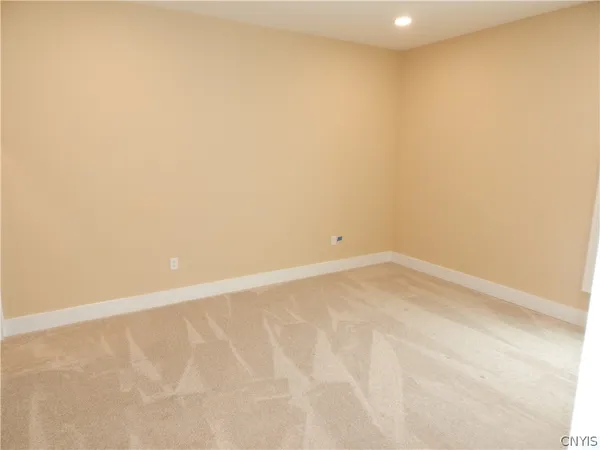 $359,900 | 302 Bunker Hill Way, Syracuse, NY 13207