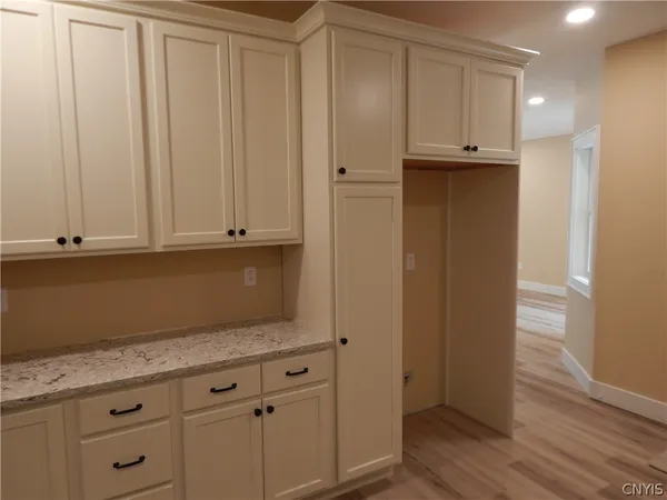 $359,900 | 302 Bunker Hill Way, Syracuse, NY 13207