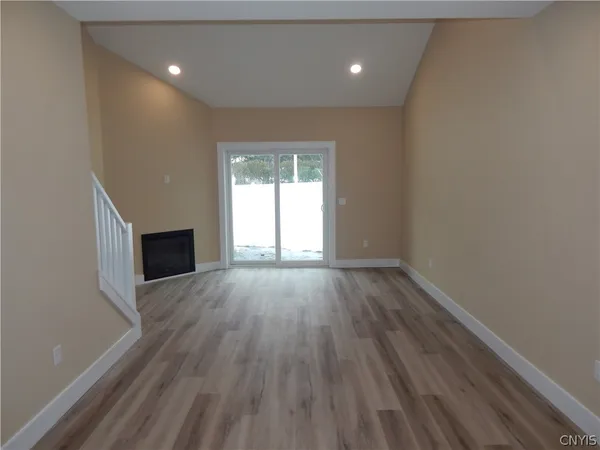 $359,900 | 302 Bunker Hill Way, Syracuse, NY 13207