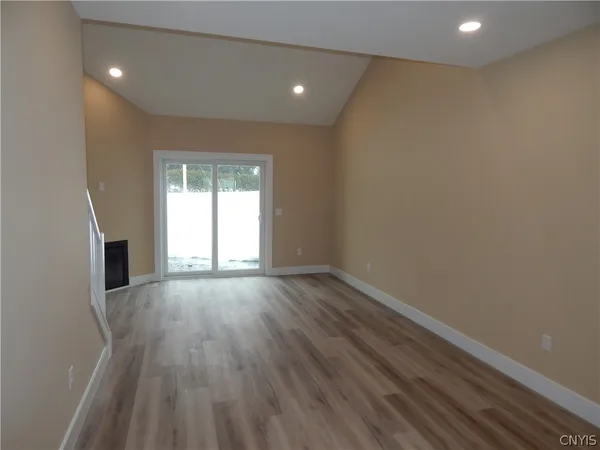 $359,900 | 302 Bunker Hill Way, Syracuse, NY 13207