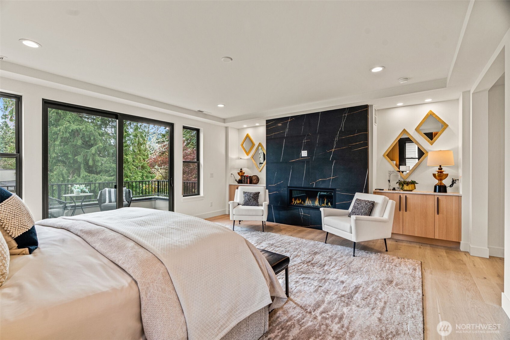 11021 Northeast 14th Street Bellevue, WA 98004 - Photo 15 of 40