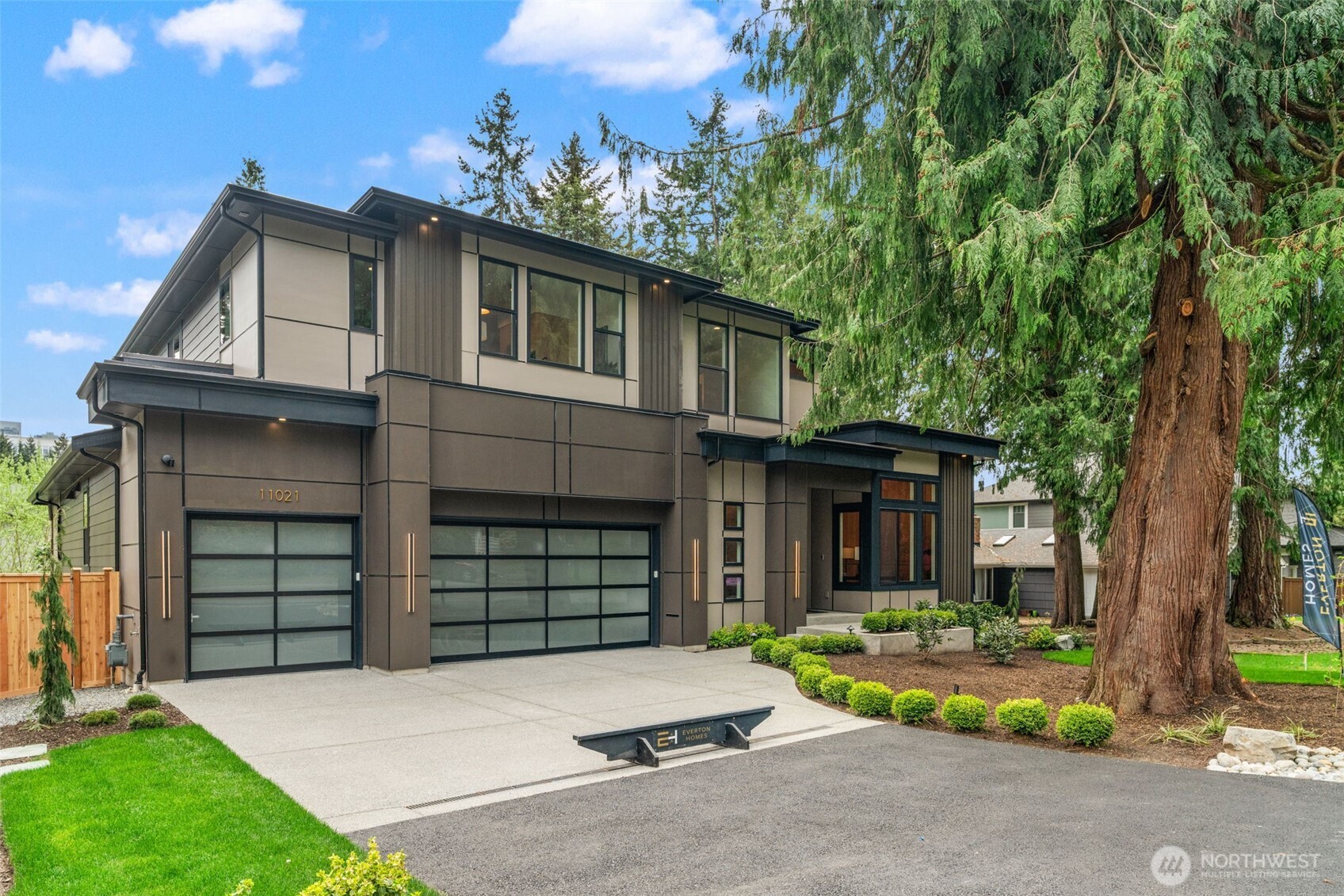 11021 Northeast 14th Street Bellevue, WA 98004 - Photo 2 of 40