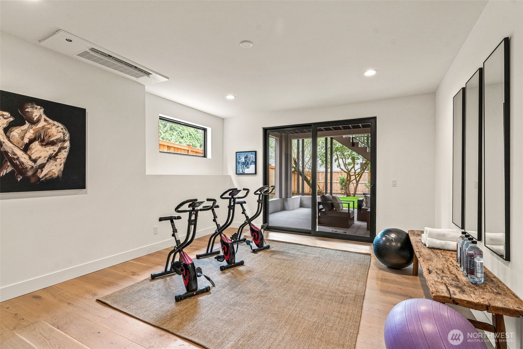 11021 Northeast 14th Street Bellevue, WA 98004 - Photo 26 of 40
