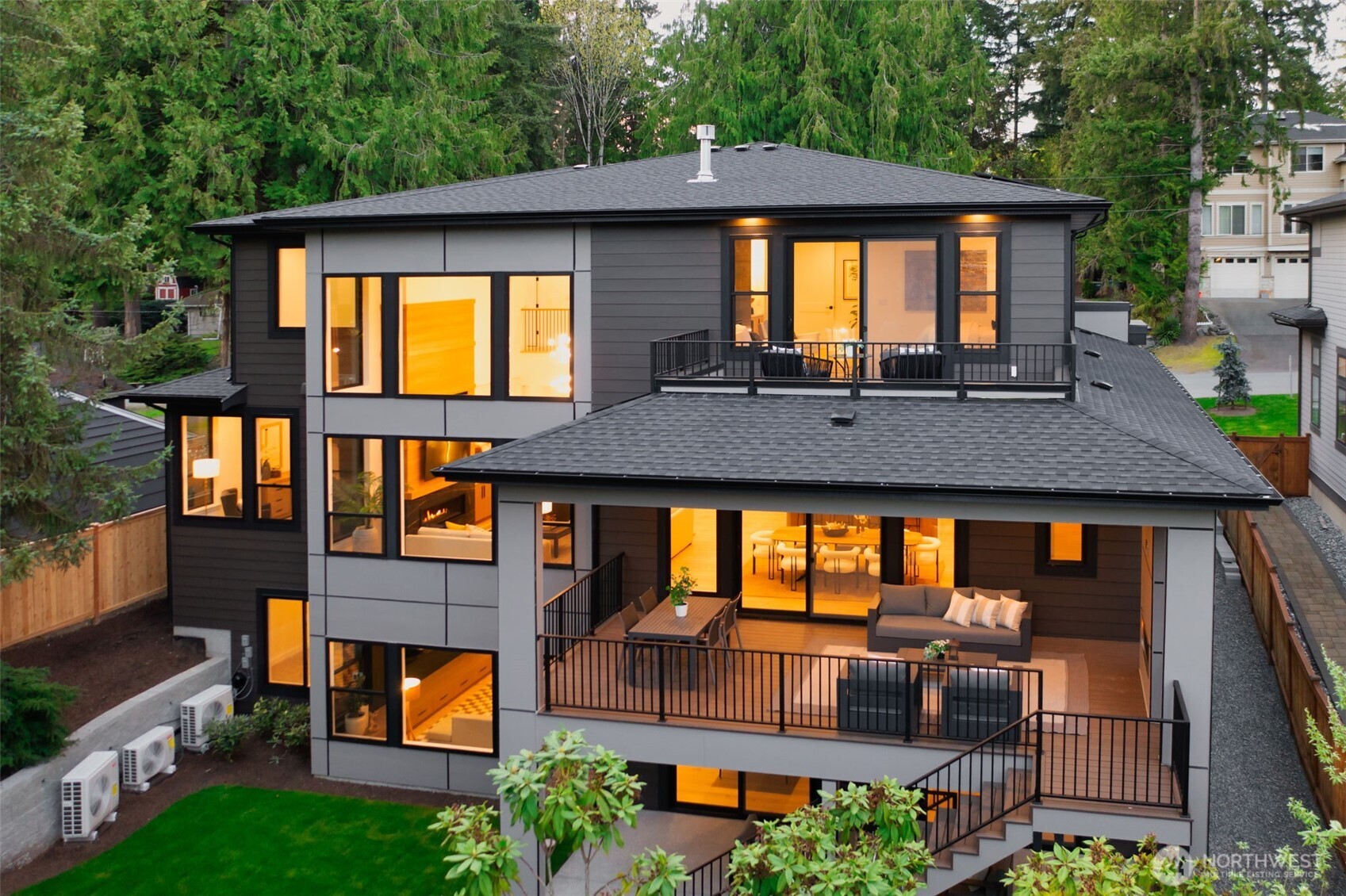 11021 Northeast 14th Street Bellevue, WA 98004 - Photo 37 of 40