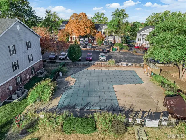 $115,000 | 12842 Portulaca Drive, Unit J, St. Louis, MO 63146