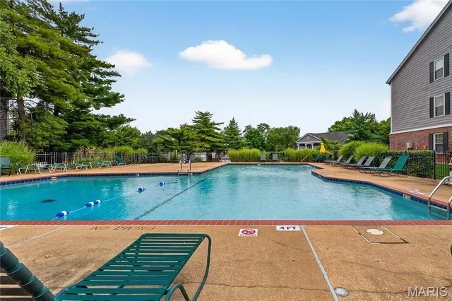 $115,000 | 12842 Portulaca Drive, Unit J, St. Louis, MO 63146