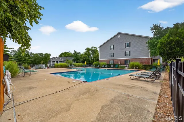 $115,000 | 12842 Portulaca Drive, Unit J, St. Louis, MO 63146