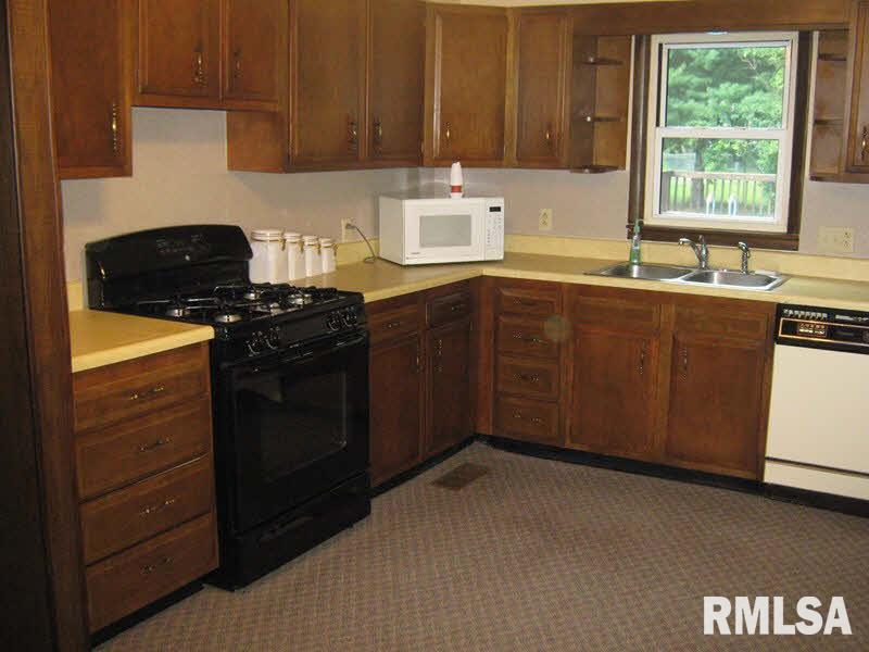 828 Airport Road Mount Vernon, IL 62864 - Photo 16 of 23