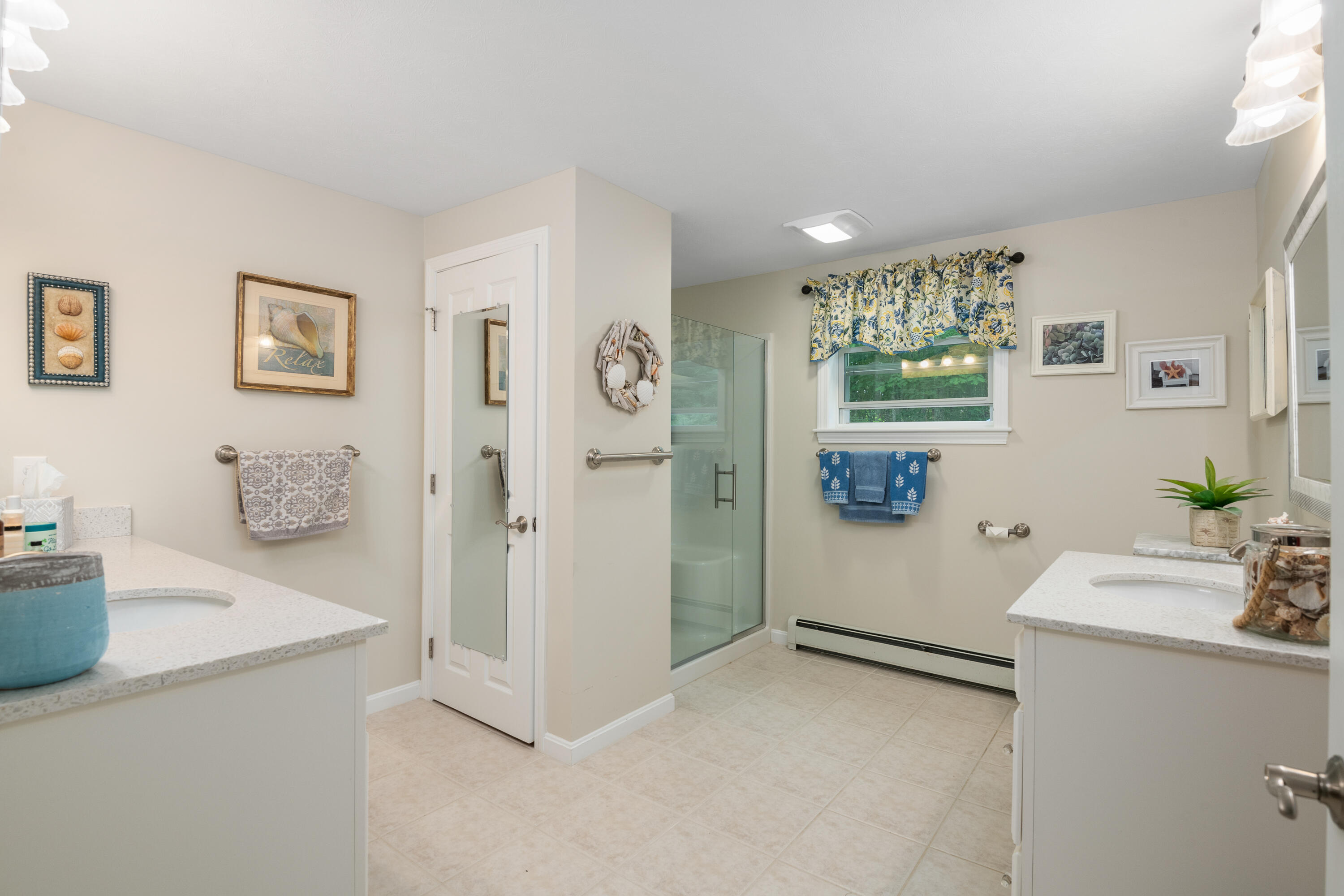 74 Windward Pointe Drive, Unit 74 Wells, ME 04090 - Photo 40 of 50 Primary bath