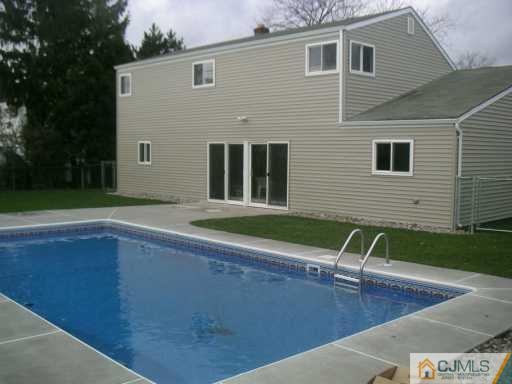 30 Eardley Road Edison, NJ 08817 - Photo 2 of 6 Gallery Image 2