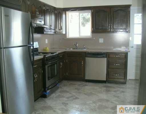 30 Eardley Road Edison, NJ 08817 - Photo 3 of 6 Gallery Image 3