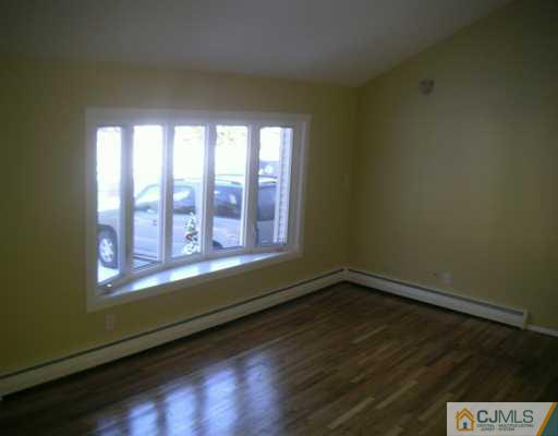 30 Eardley Road Edison, NJ 08817 - Photo 5 of 6 Gallery Image 5