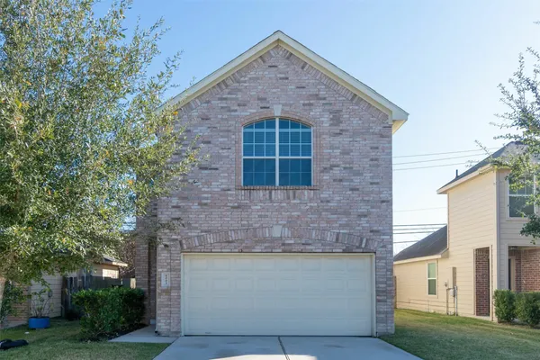 $1,820 | 6003 Santa Cecilia Lane, Houston, TX 77017