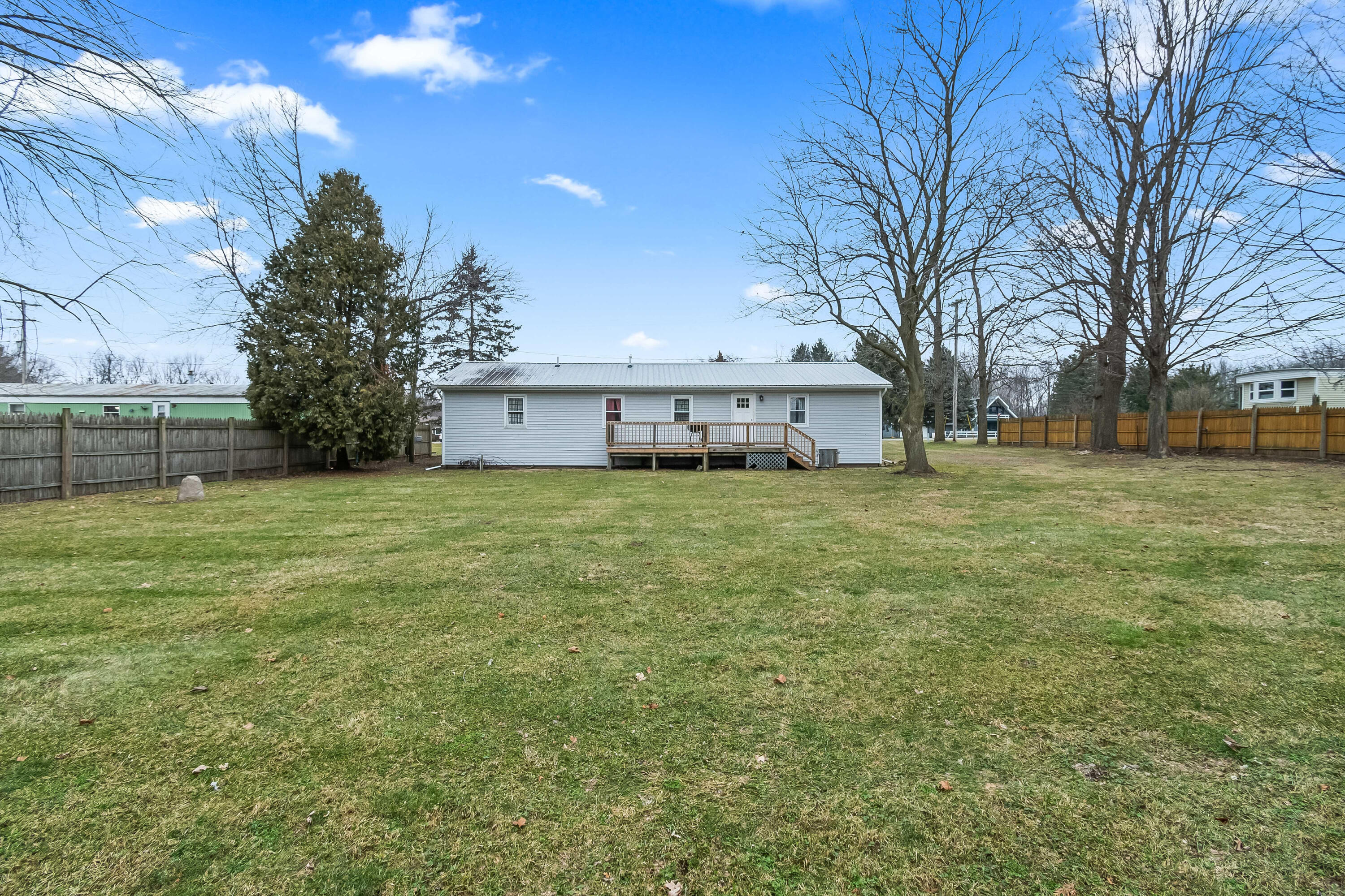 947 Lukesport Road Quincy, MI 49082 - Photo 12 of 36 12