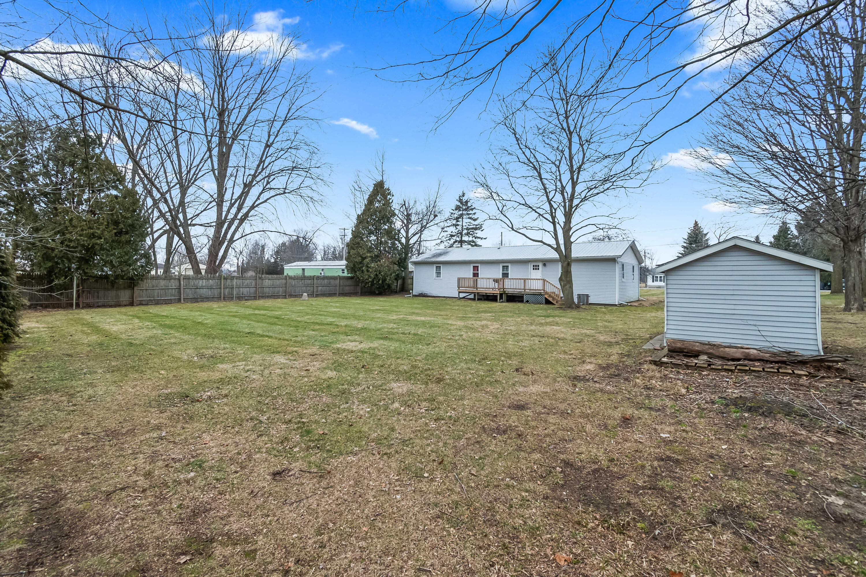 947 Lukesport Road Quincy, MI 49082 - Photo 15 of 36 15