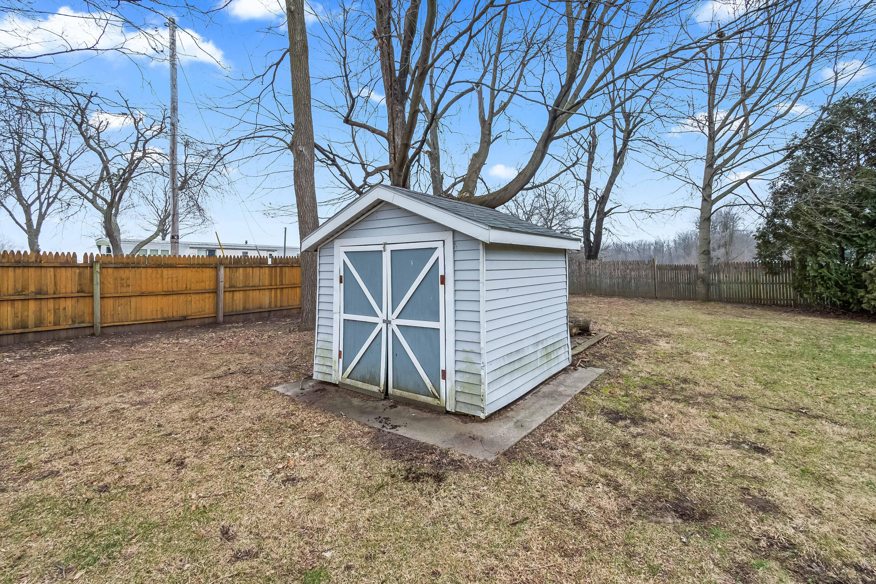 947 Lukesport Road Quincy, MI 49082 - Photo 9 of 36 9