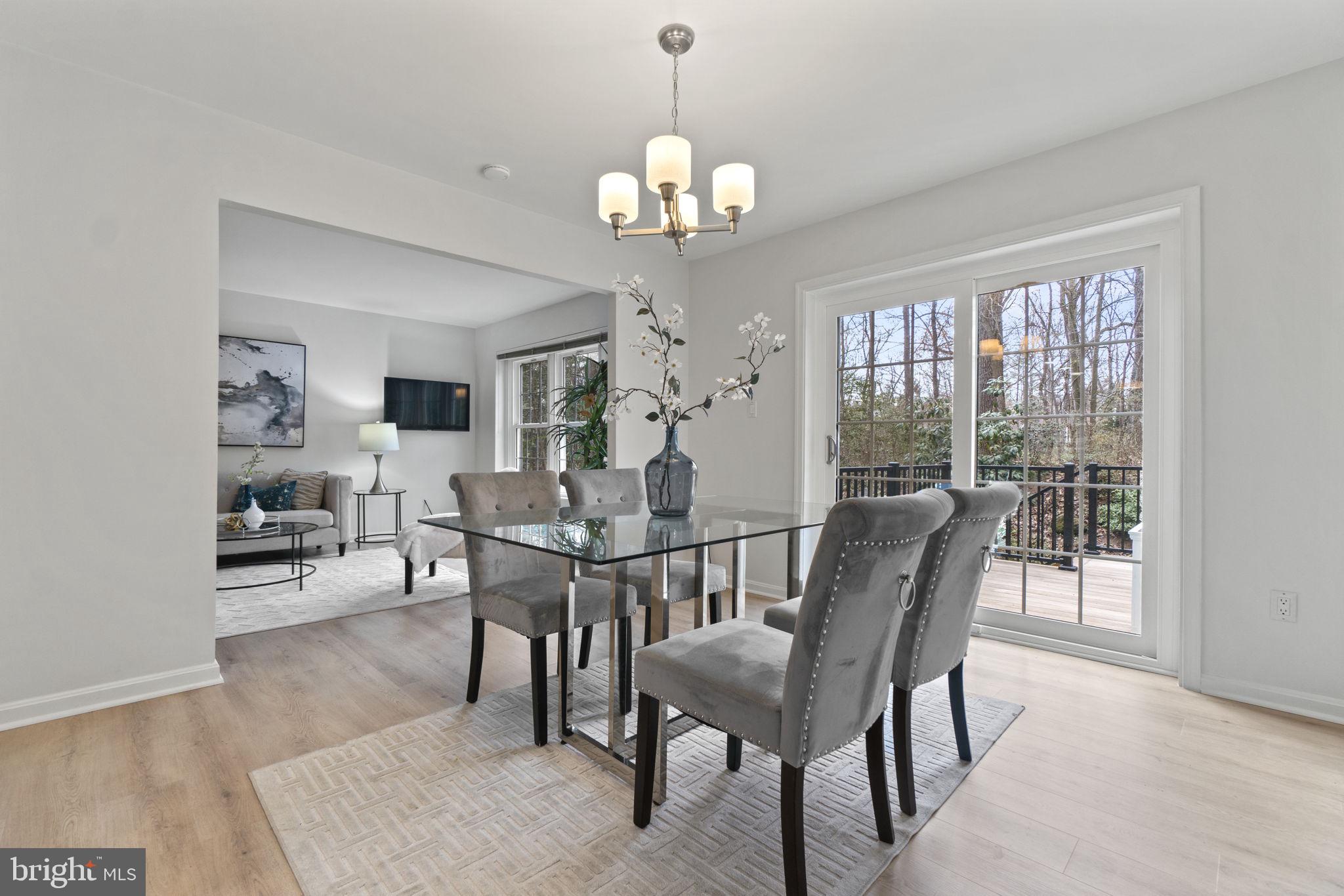 2190 Pond View Court Reston, VA 20191 - Photo 13 of 38 Dining Room