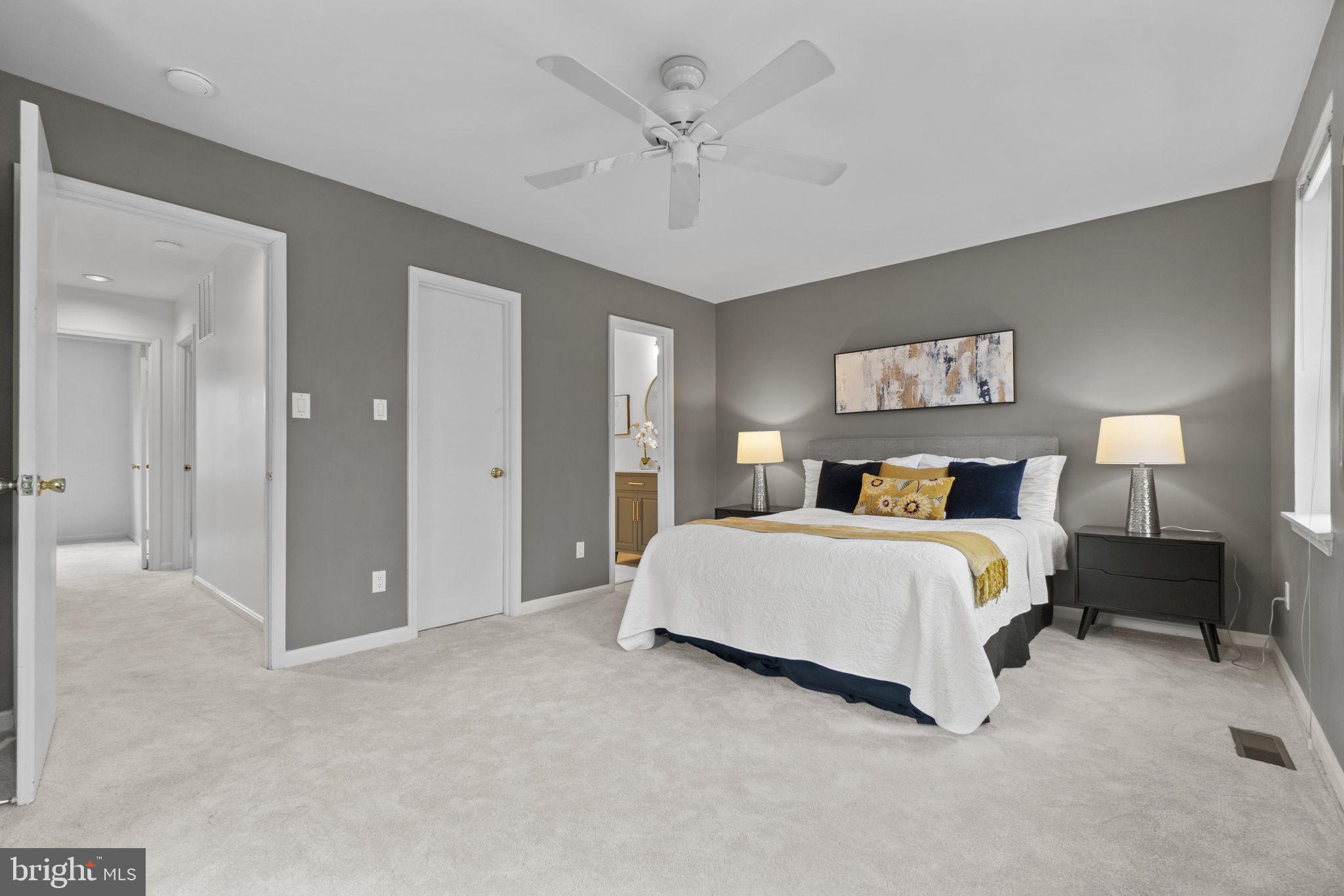 2190 Pond View Court Reston, VA 20191 - Photo 19 of 38 Primary Bedroom