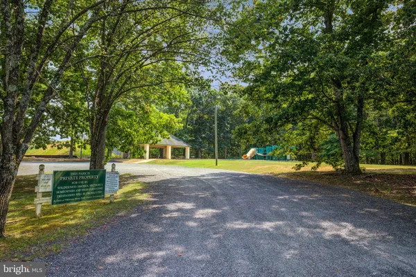 $390,999 | 36150 Wilderness Shores Way, Locust Grove, VA 22508