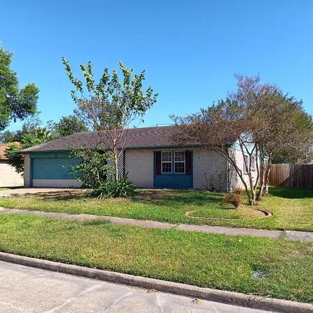 $1,900 | 10331 Rancho Bernardo Lane, Sugar Land, TX 77498