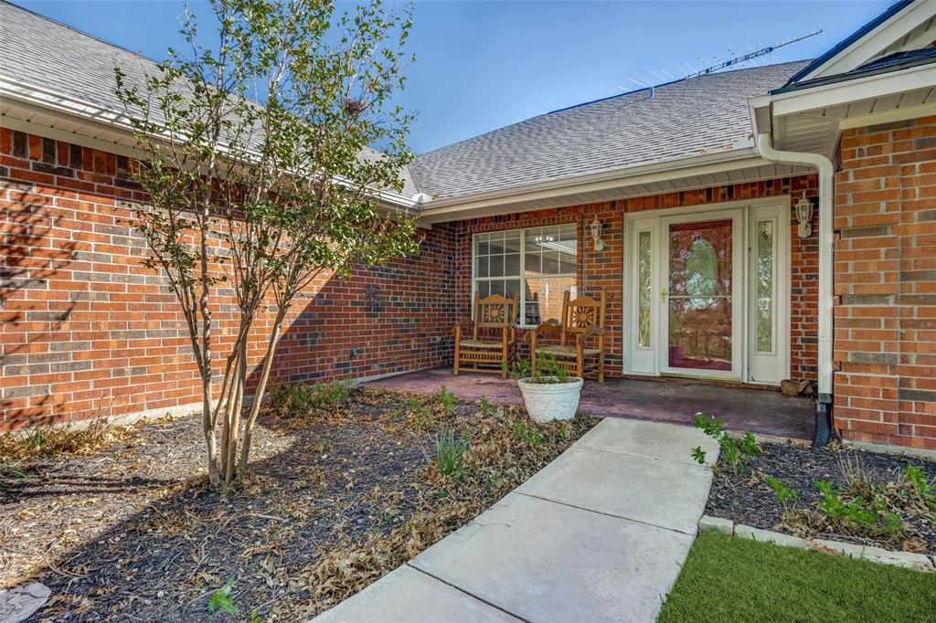 5282 Luella Road Sherman, TX 75090 - Photo 2 of 26