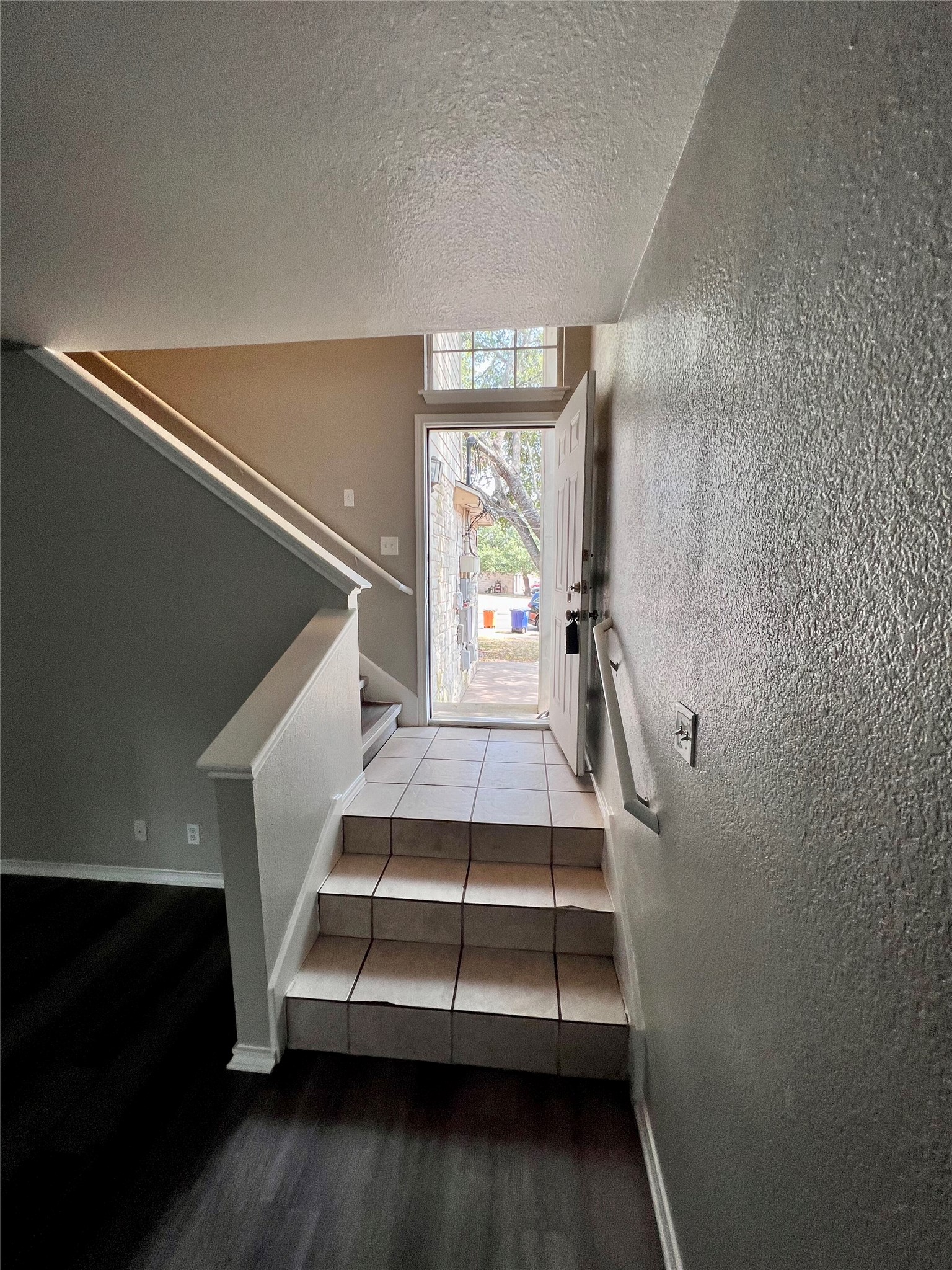 1801 Constantino Circle Austin, TX 78745 - Photo 11 of 22 a view of entryway