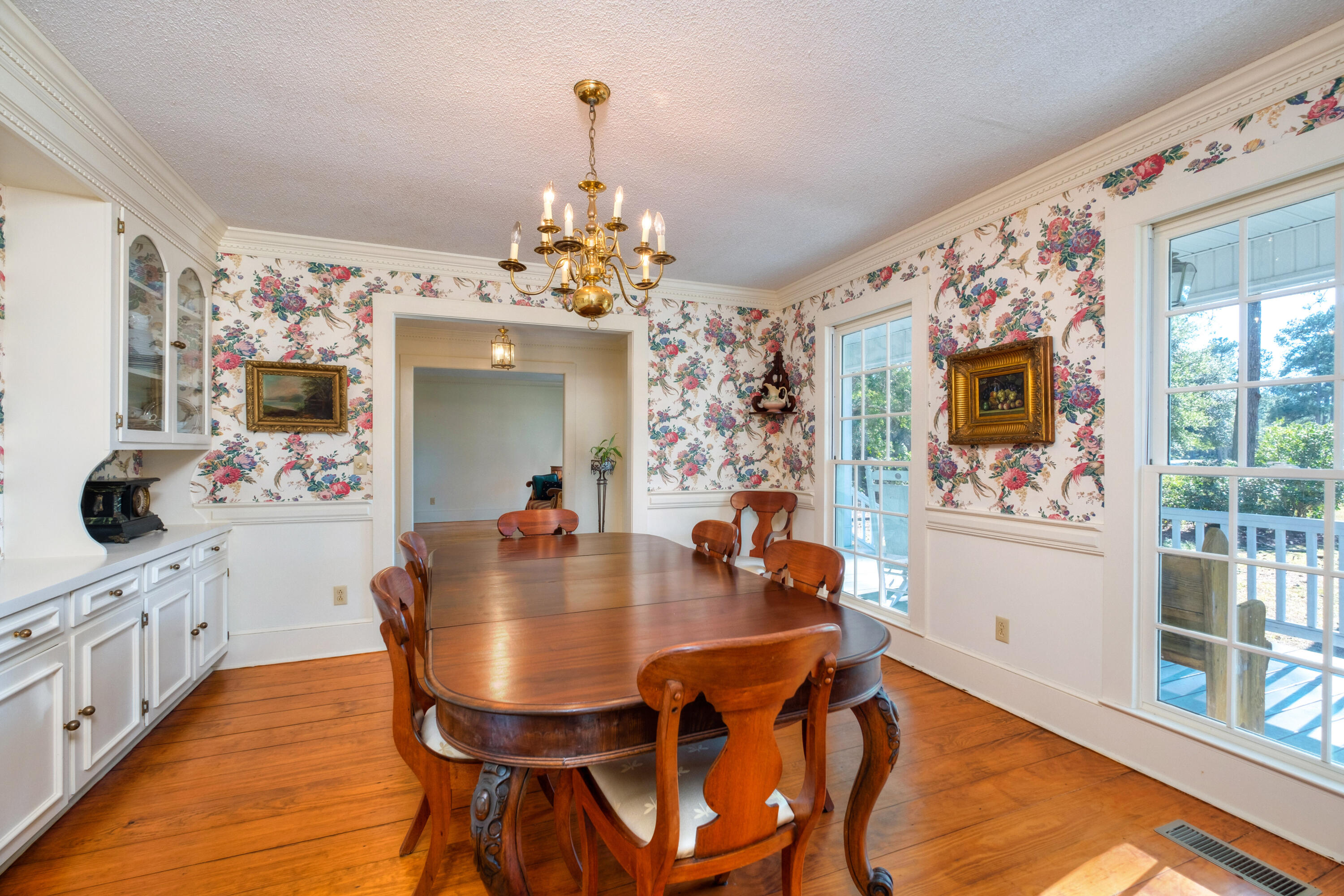 1562 Hickory Ridge Circle Manning, SC 29102 - Photo 11 of 56 24