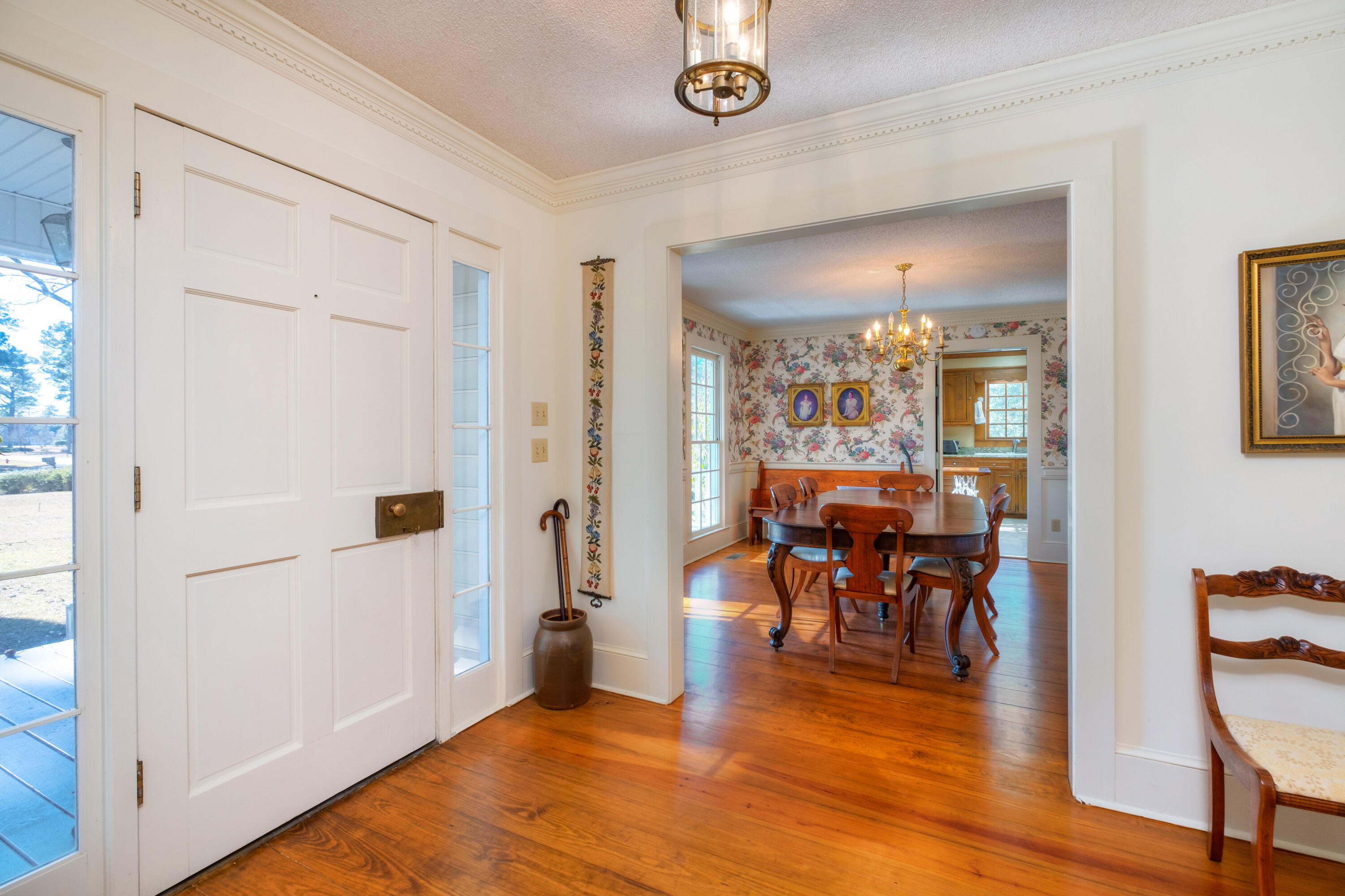 1562 Hickory Ridge Circle Manning, SC 29102 - Photo 6 of 56 22