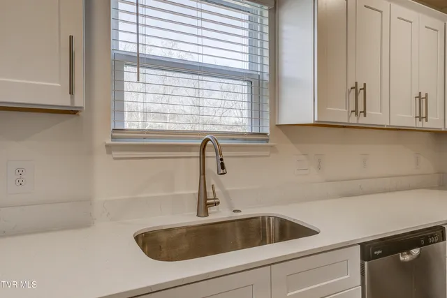 $2,200 | 1144 Aspen Terrace, Greeneville, TN 37745