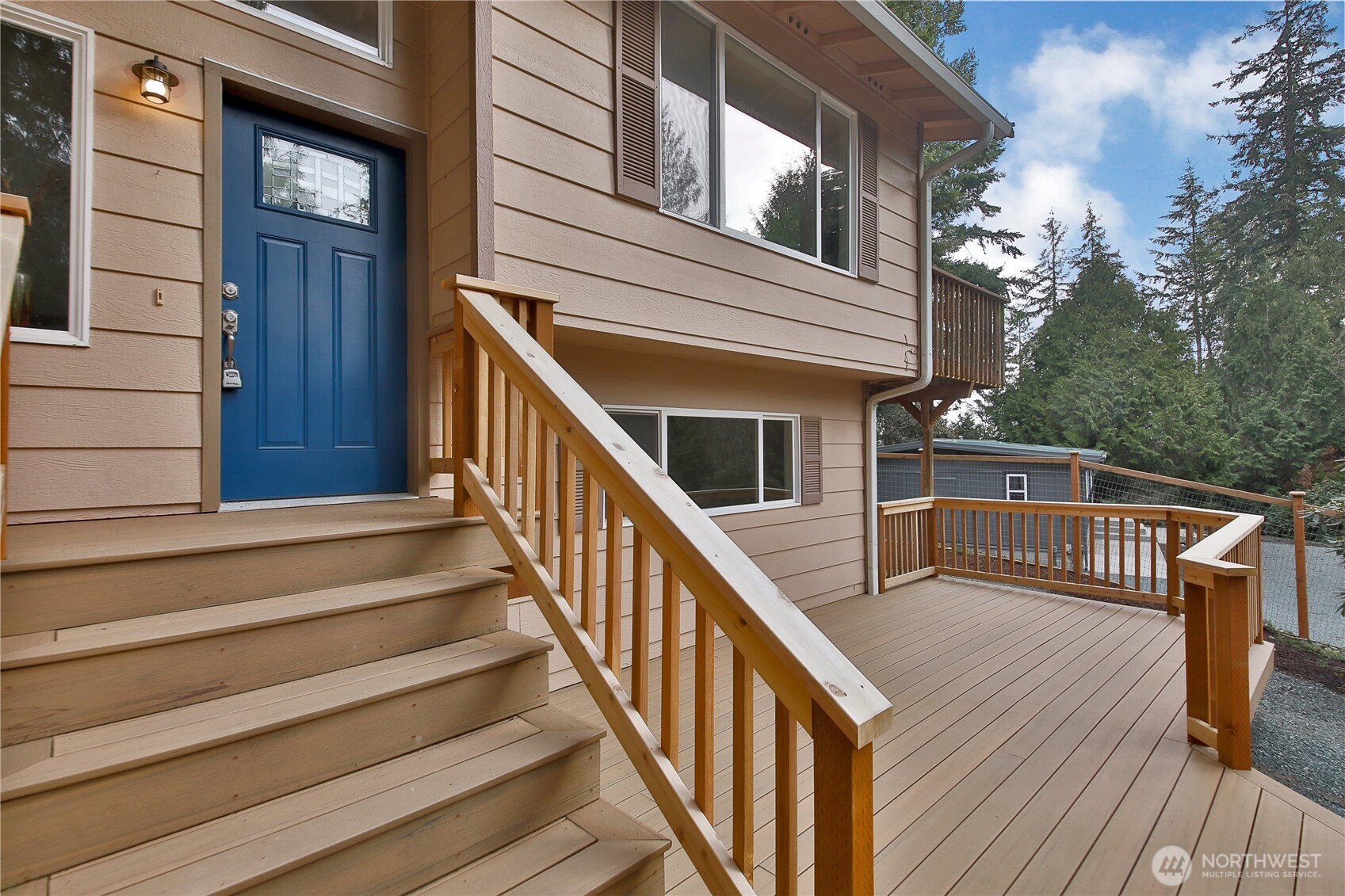 3636 Gamble Street Clinton, WA 98236 - Photo 7 of 40 Gallery Image 7