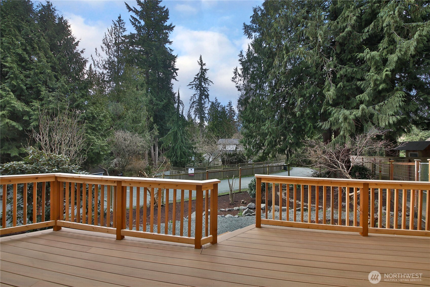 3636 Gamble Street Clinton, WA 98236 - Photo 8 of 40 Gallery Image 8