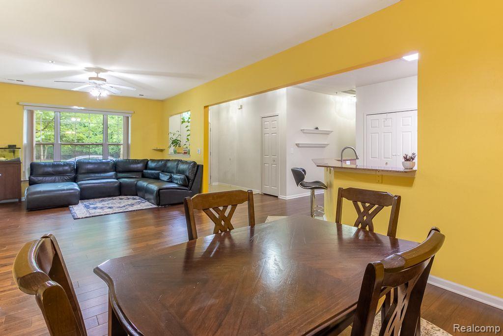 1723 Deepwood Circle Rochester, MI 48307 - Photo 6 of 20