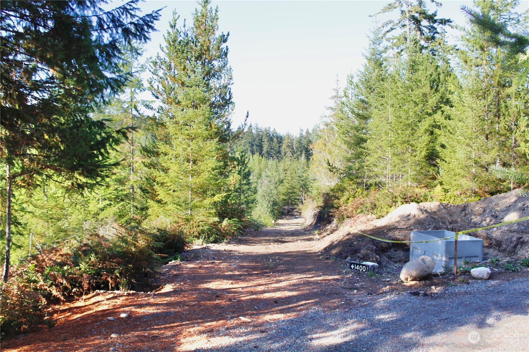 1400 West Camp Sundown Road Bremerton, WA 98312 - Photo 23 of 35 a view of a yard with plants and trees