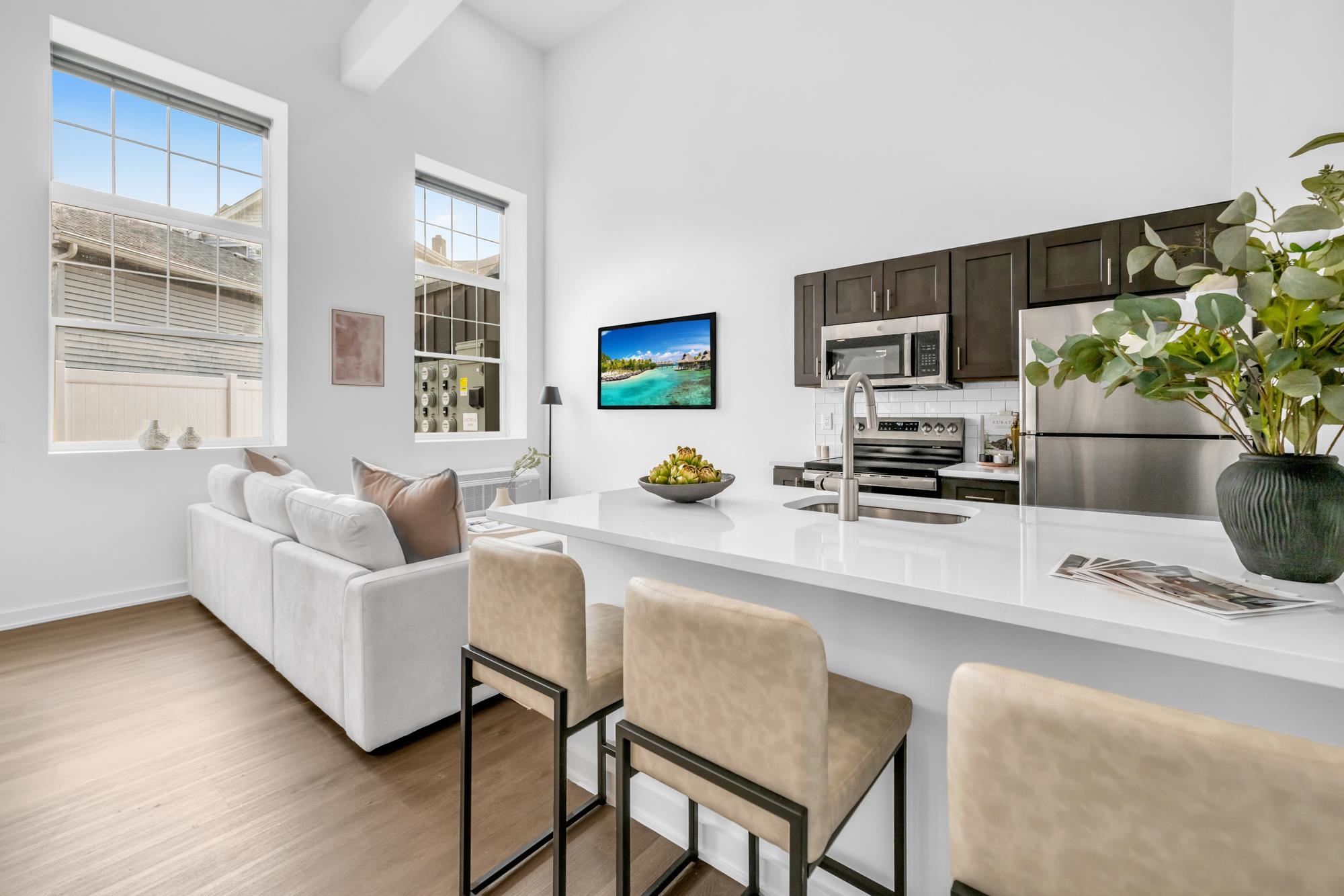 315 Railroad Avenue, Unit 114 East Rutherford, NJ 07073 - Photo 4 of 28