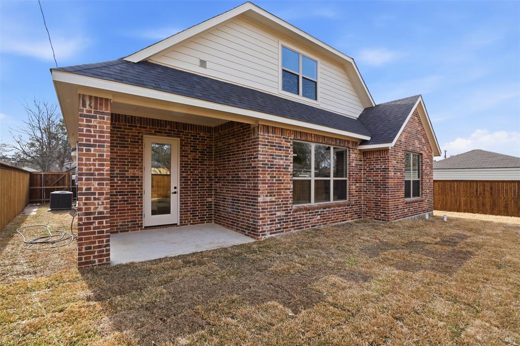 2315 Colony Court Dallas, TX 75235 - Photo 29 of 31