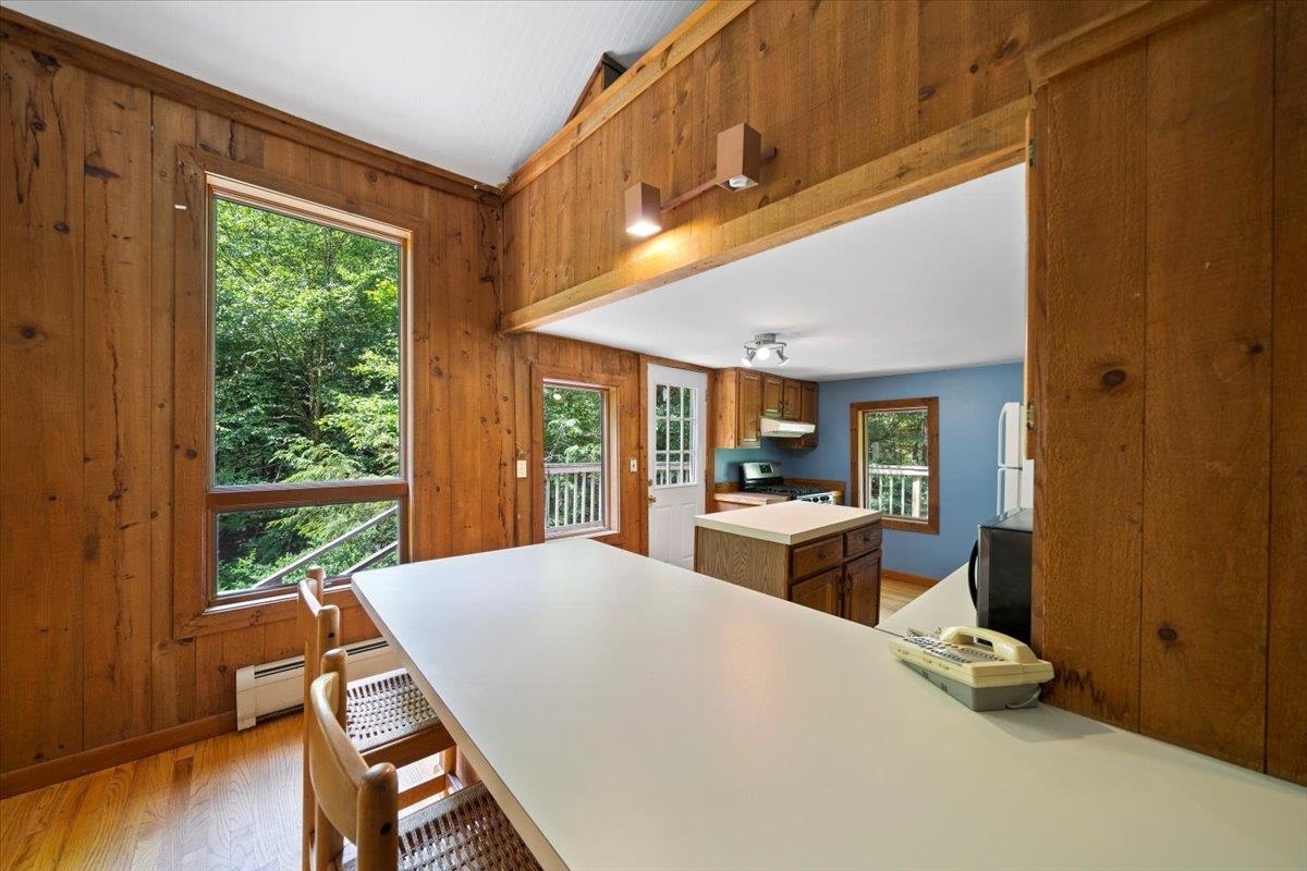 1640 Kelley Stand Road Sunderland, VT 05252 - Photo 8 of 32 Gallery Image 8