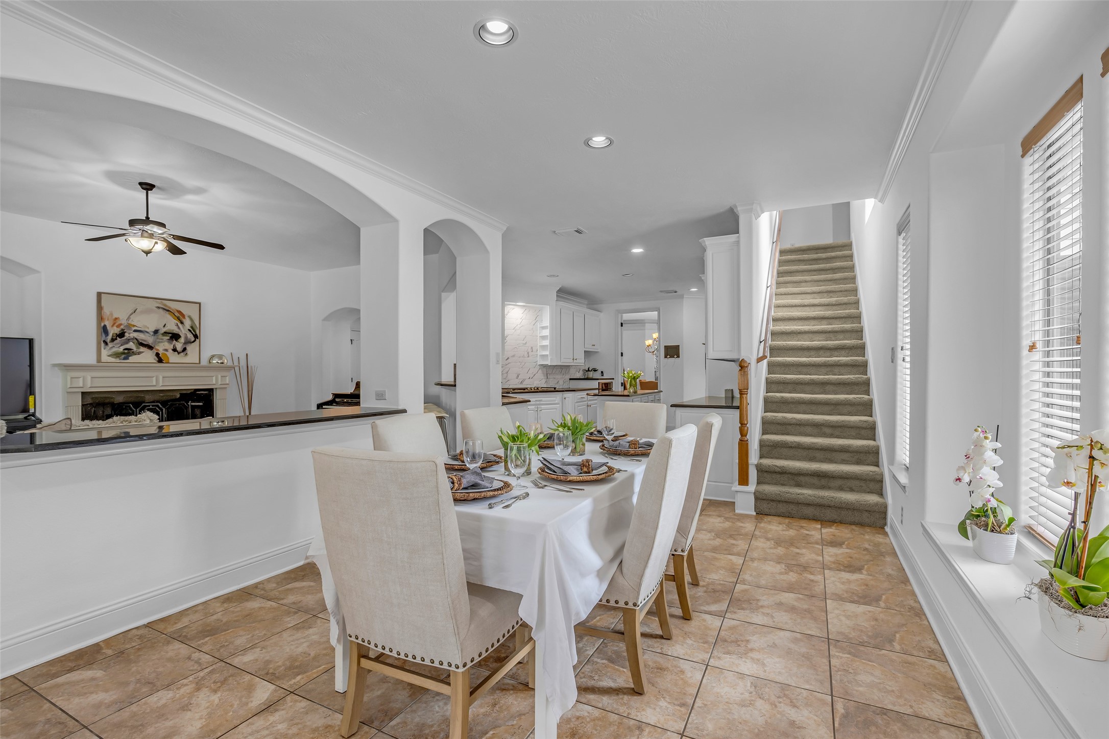 3 Mosaic Point Place Spring, TX 77389 - Photo 17 of 46 Dining