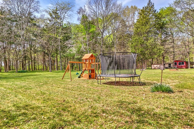 2300 Raspberry Lane Lebanon, TN 37087 - Photo 40 of 48 a view of a park with swings