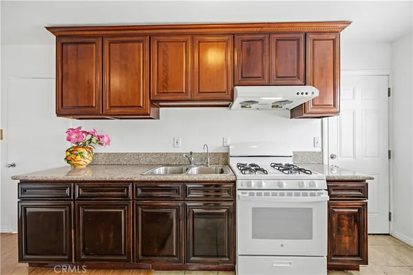 $828,000 | 4317 Winchester Avenue, Los Angeles, CA 90032