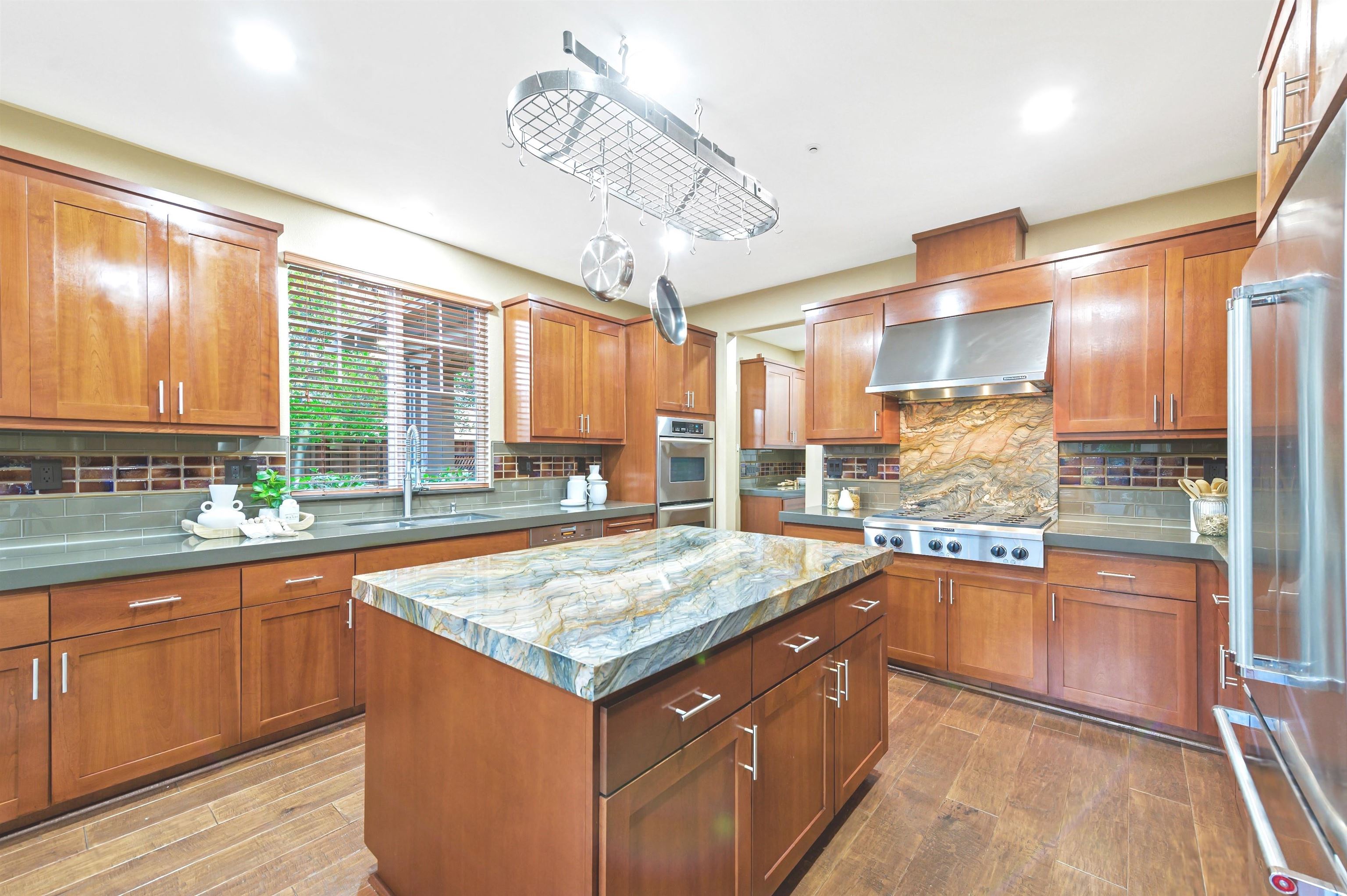 2535 Kellogg Loop Livermore, CA 94550 - Photo 6 of 46