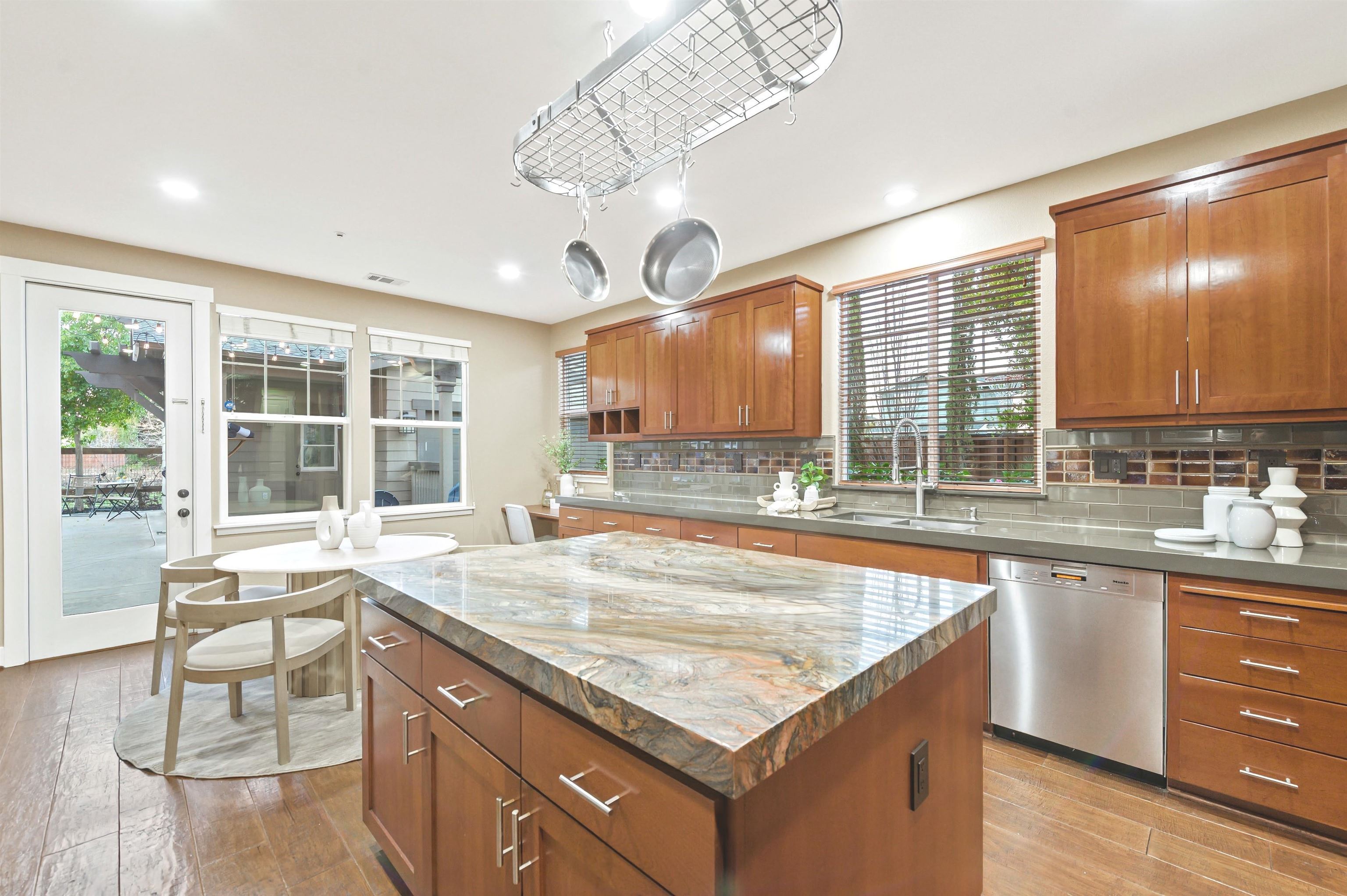 2535 Kellogg Loop Livermore, CA 94550 - Photo 7 of 46