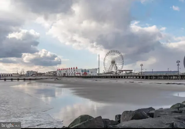 $365,000 | 624 Benjamin Court, Pleasantville, NJ 08201