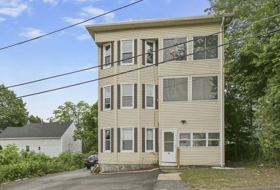 30 Hemans Street, Unit 2 Worcester, MA 01605 - Photo 2 of 15