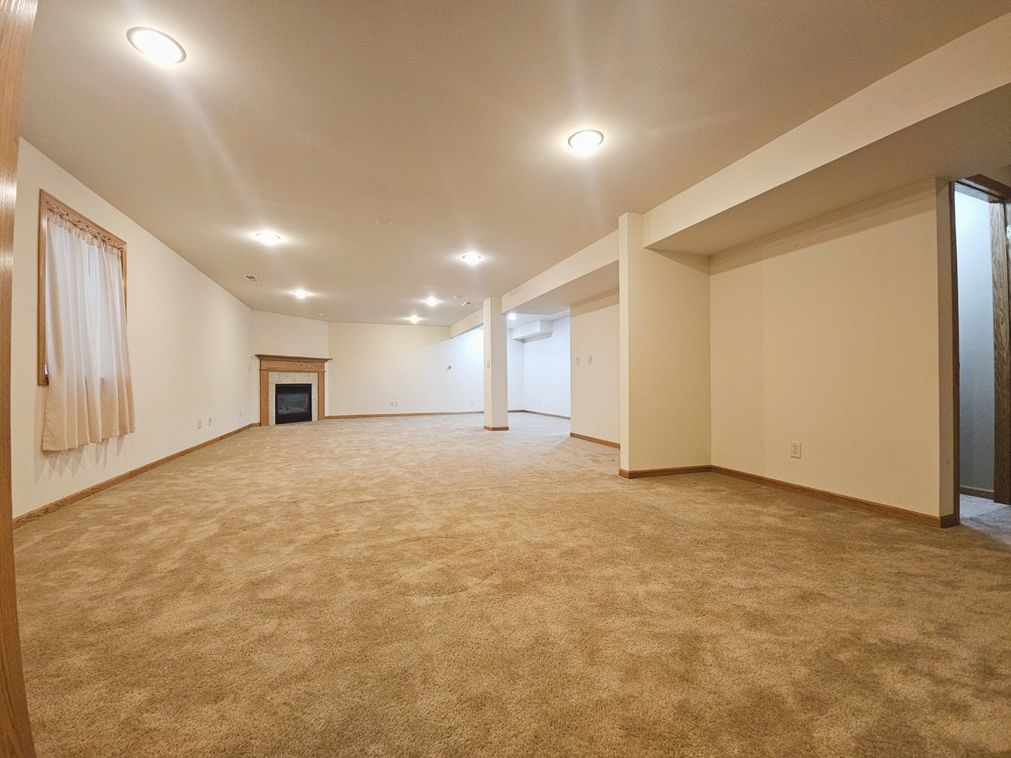 1670 Overlook Drive Dixon, IL 61021 - Photo 23 of 36 a view of an empty room